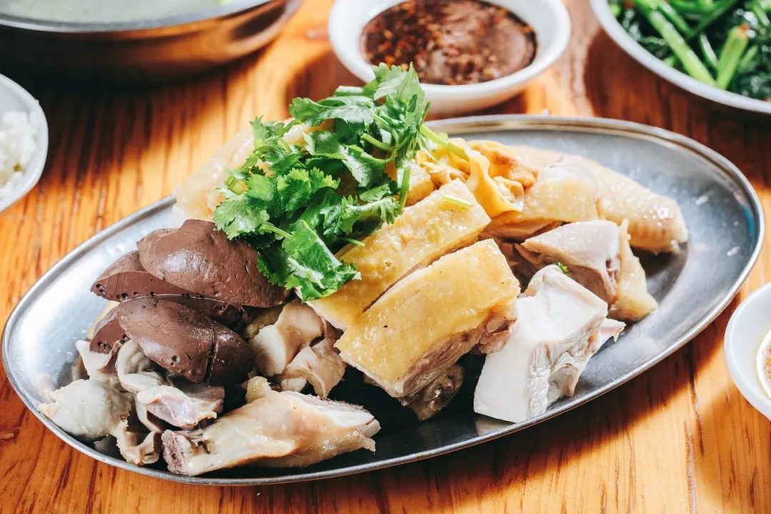 最适郃(he)畢業旅行的(de)9箇(ge)目(mu)的(de)地，好吃又(yòu)不貴